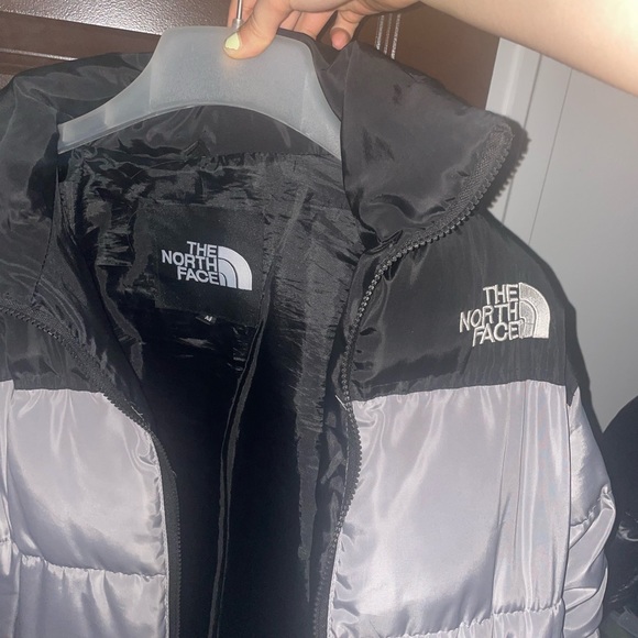 Gray north face jacket - Picture 6 of 6